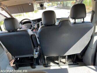 2013-renault-trafic-1452979-47179385