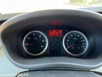 2013-renault-trafic-1452979-47179387