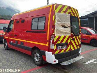 2014-renault-master-1452981-47179439