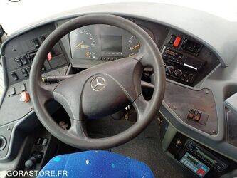 2009-mercedes-benz-intouro-1452987-47179626