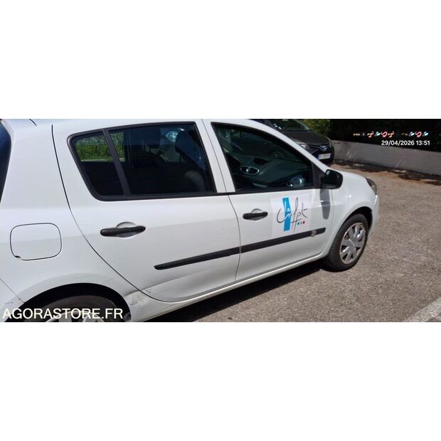 2012 Renault Clio-47179907
