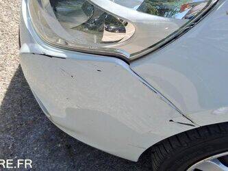 2012-renault-clio-1452999-47179917