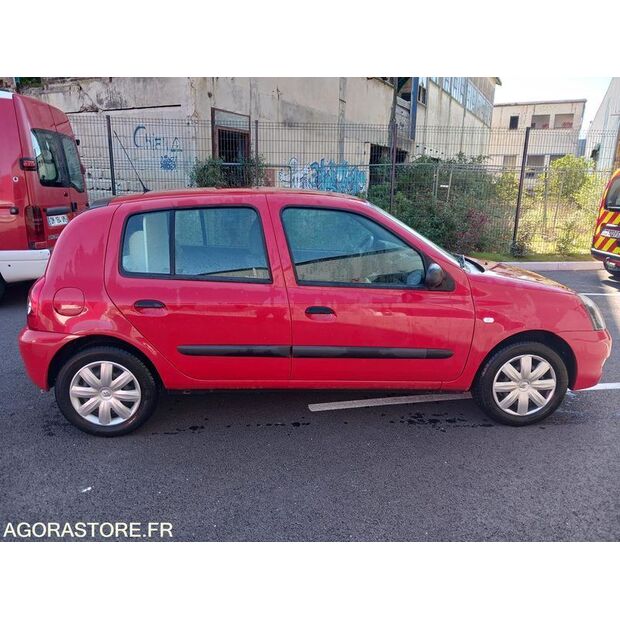 2009 Renault Clio-47179992