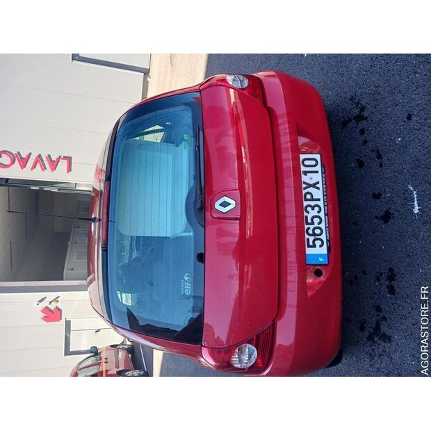 2009 Renault Clio-47179993