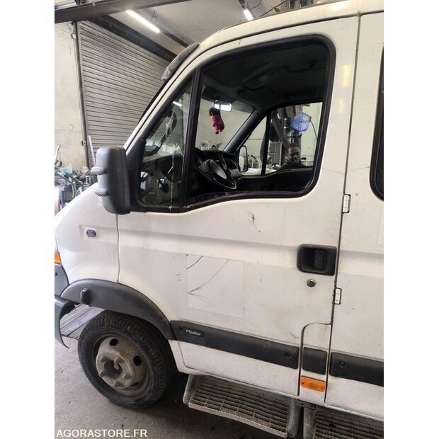 2005 رينو MASTER.PR-47180151
