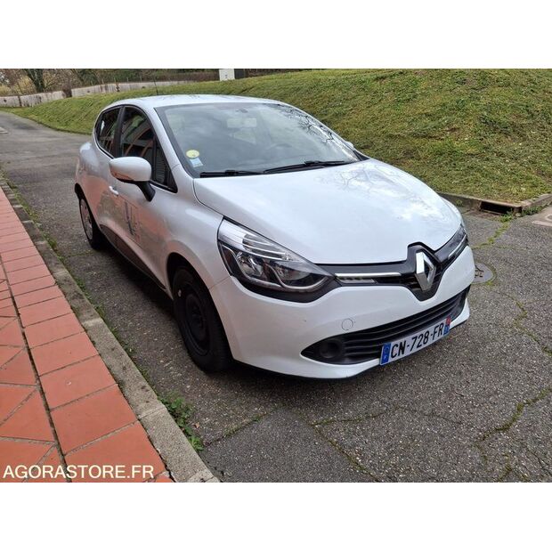 2012 Renault Clio-47180416
