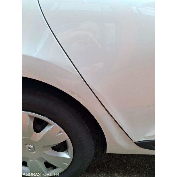2012 Renault Clio-47180419
