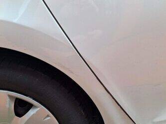 2012-renault-clio-1453017-47180419