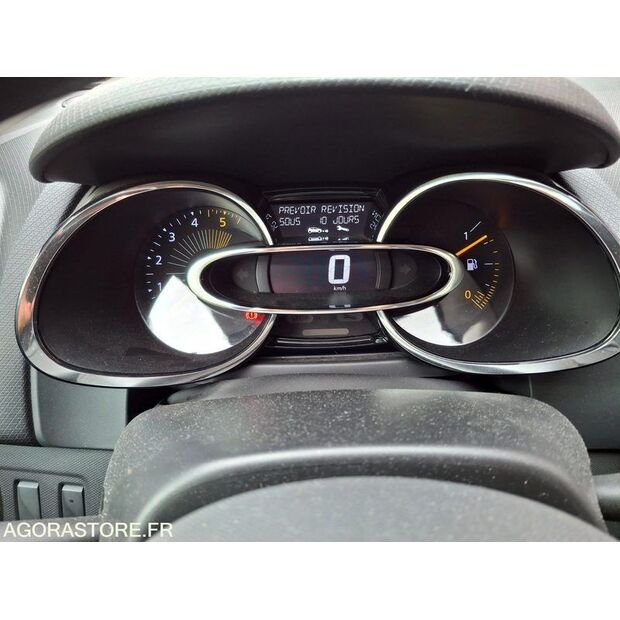 2012 Renault Clio-47180425