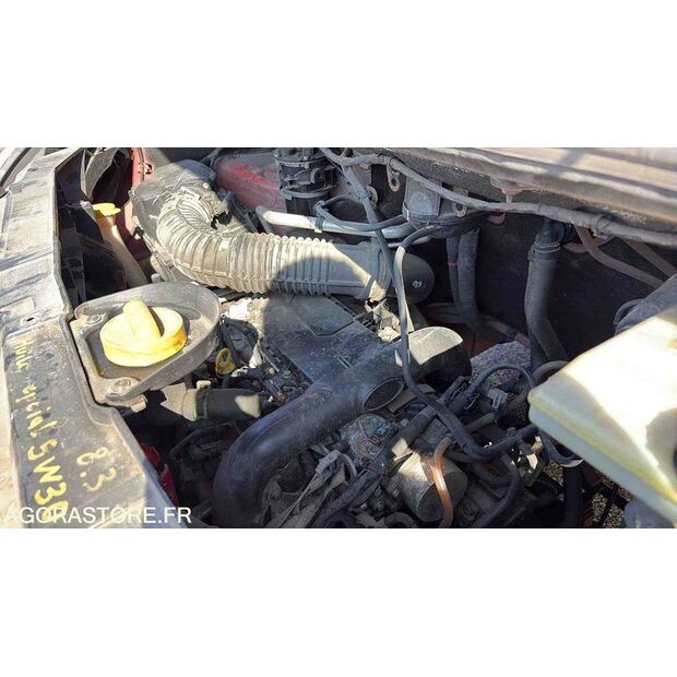 2014 رينو Master RT-47180549