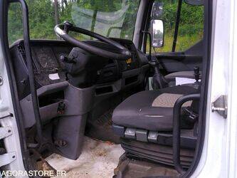 2000-renault-midlum-1453032-47180757