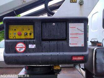 2000-renault-midlum-1453032-47180758