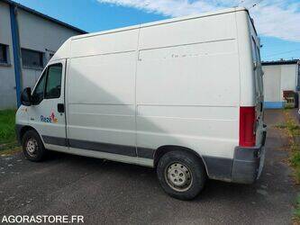 2006-peugeot-boxer-1453034-47180781