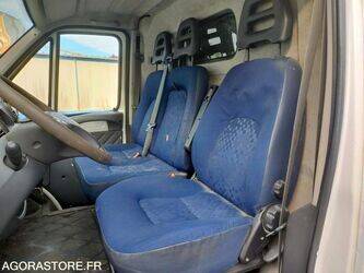 2006-peugeot-boxer-1453034-47180785