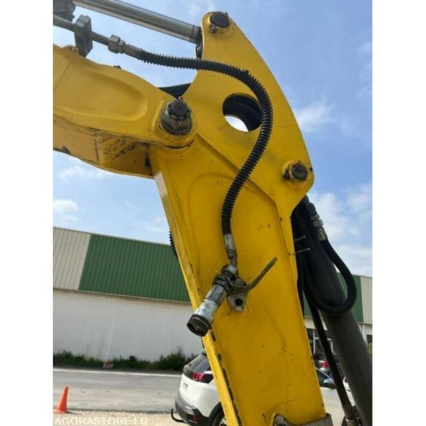 2016 WACKER NEUSON EZ80-47180815