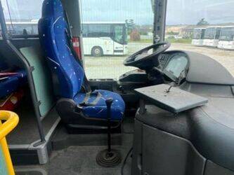 2009-mercedes-benz-intouro-1453044-47181092