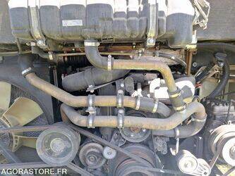 2009-mercedes-benz-intouro-1453061-47181560