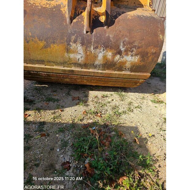 Liebherr-47181589