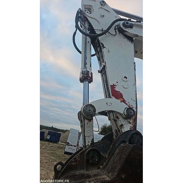 2008 ليبهير R974C-47181675