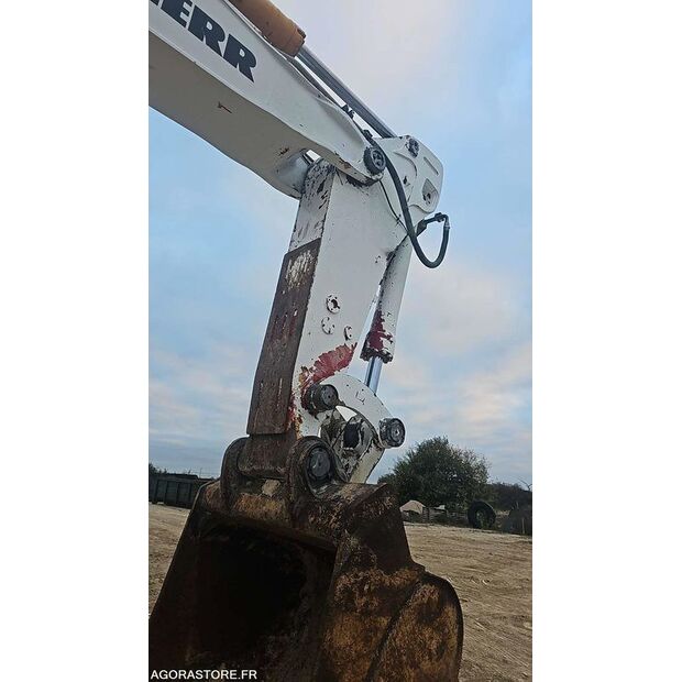 2008 ليبهير R974C-47181691