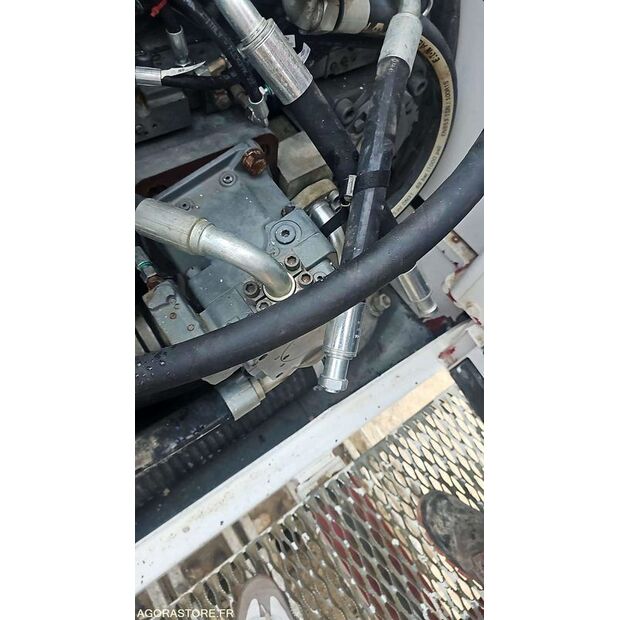 2008 ليبهير R974C-47181710
