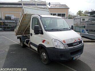 Image for TRUCKS 2010 Iveco 35C13