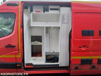 2012-renault-master-1452426-47182028