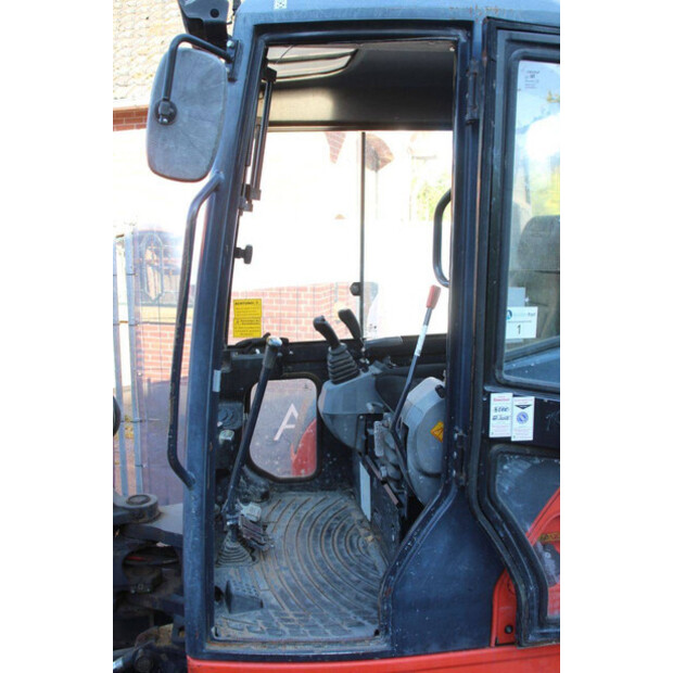 2013 كوبوتا U35-3α3-47183452