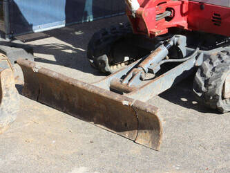 2014-takeuchi-tb219-1453108-47183645