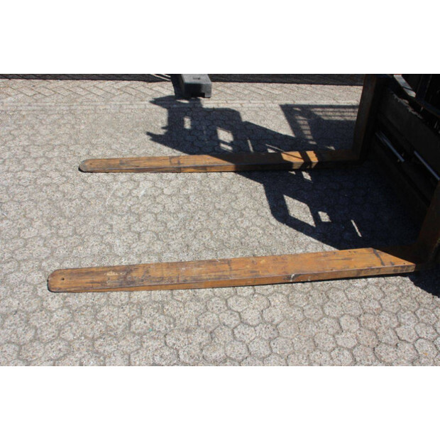 ميتسوبيشي FG40-47184006