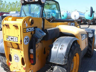 2011-jcb-535-95-1453124-47184032