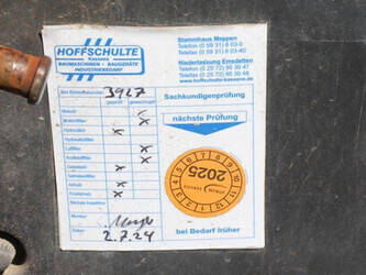 2011-jcb-535-95-1453124-47184050