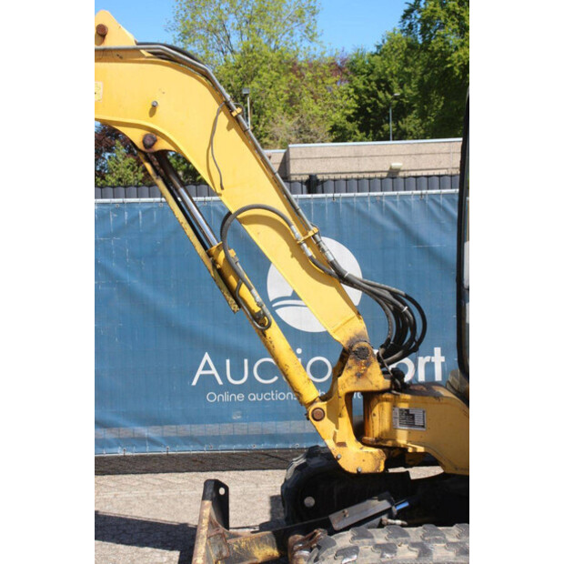 2003 Komatsu PC45R-8-47184148