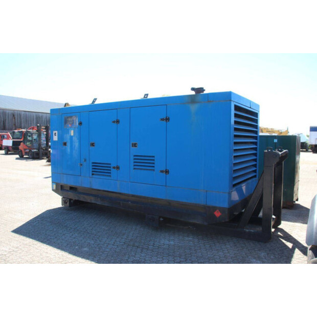 2017 ايفكو F2-800 KVA-47184176