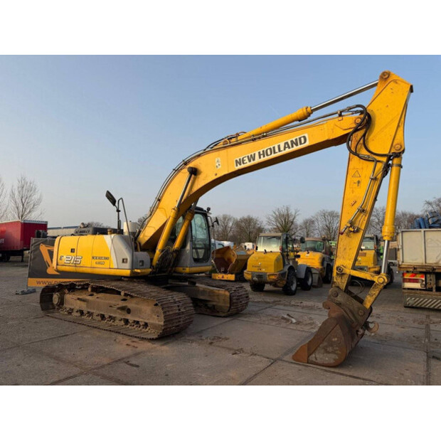 2006 New Holland Kobelco E215-47184370