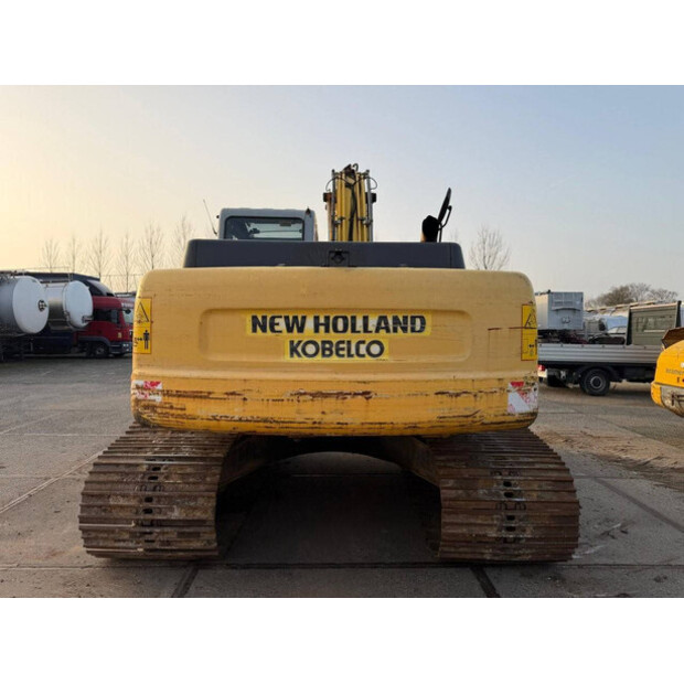 2006 New Holland Kobelco E215-47184374