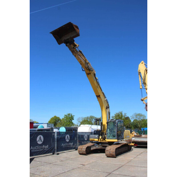 2011 New Holland Kobelco E 265C-47184429