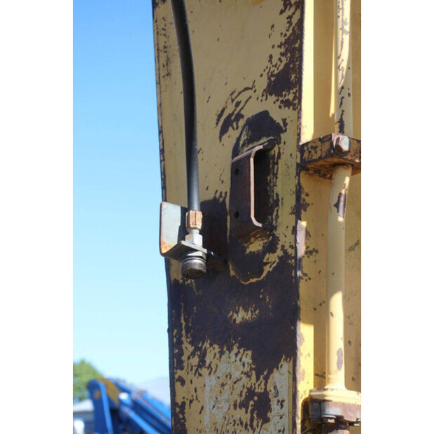 2000 Komatsu PC160-6X-47184447