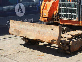 2014-doosan-dx140lcr-3-1453144-47184510