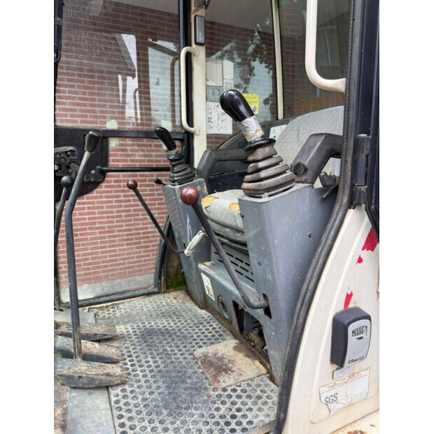 2012 تيريكس TC48-47184568