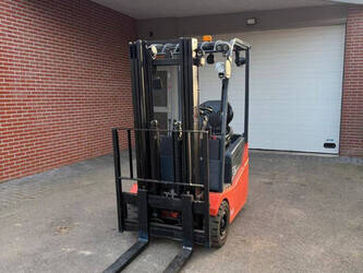 Image for LIFTS 2015 Toyota 7FBEST13 for Sale in Belgium