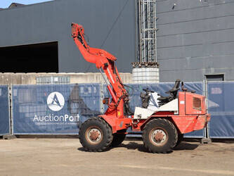 2000-weidemann-3110-1453168-47185185