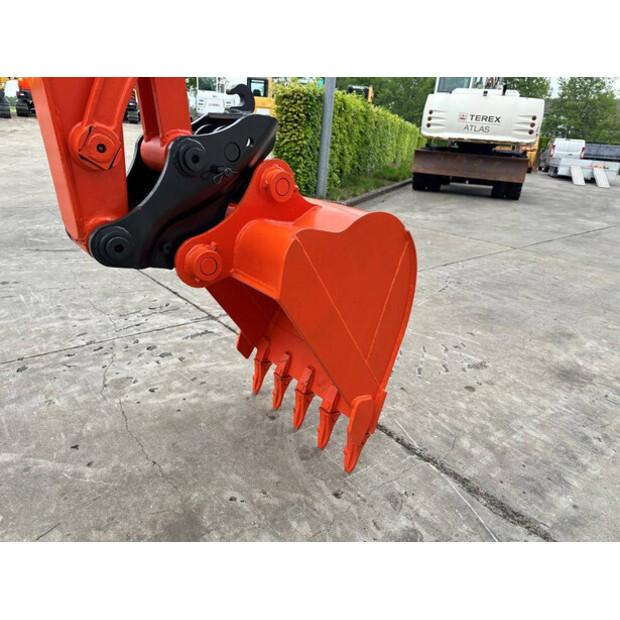2017 KUBOTA KX155-5-47185962