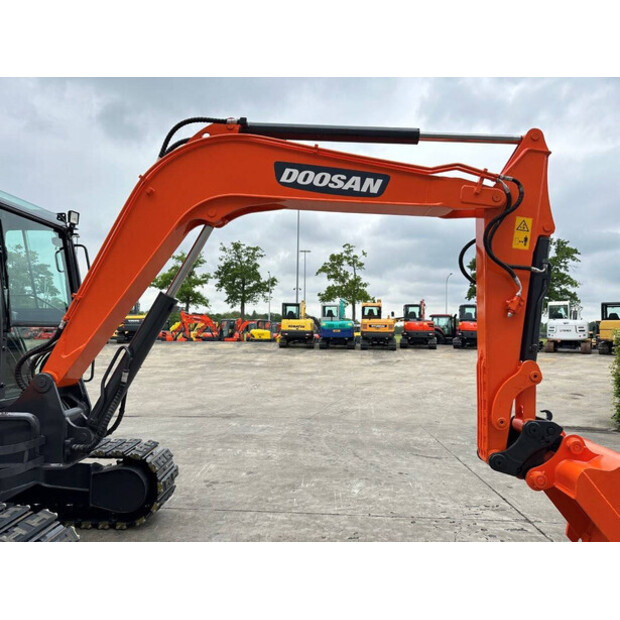 2018 Doosan DX55-9C-47186214