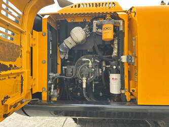 2017-jcb-js-220-lc-47186399
