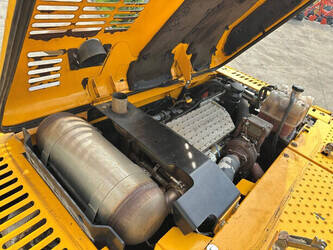 2017-jcb-js-220-lc-47186406