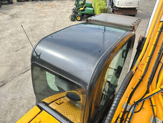 2017-jcb-js-220-lc-47186409