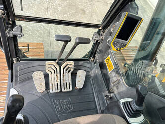 2017-jcb-js-220-lc-47186420