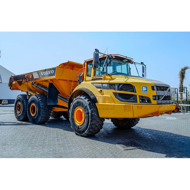 2017 فولفو A45G-47187162