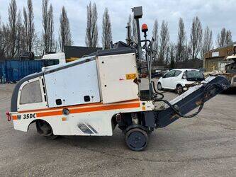 Image de CONSTRUCTION 2014 Wirtgen W35DC À vendre à Émirats arabes unis